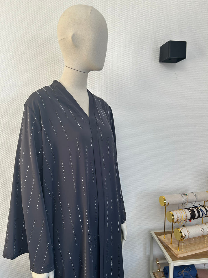 Sana Abaya