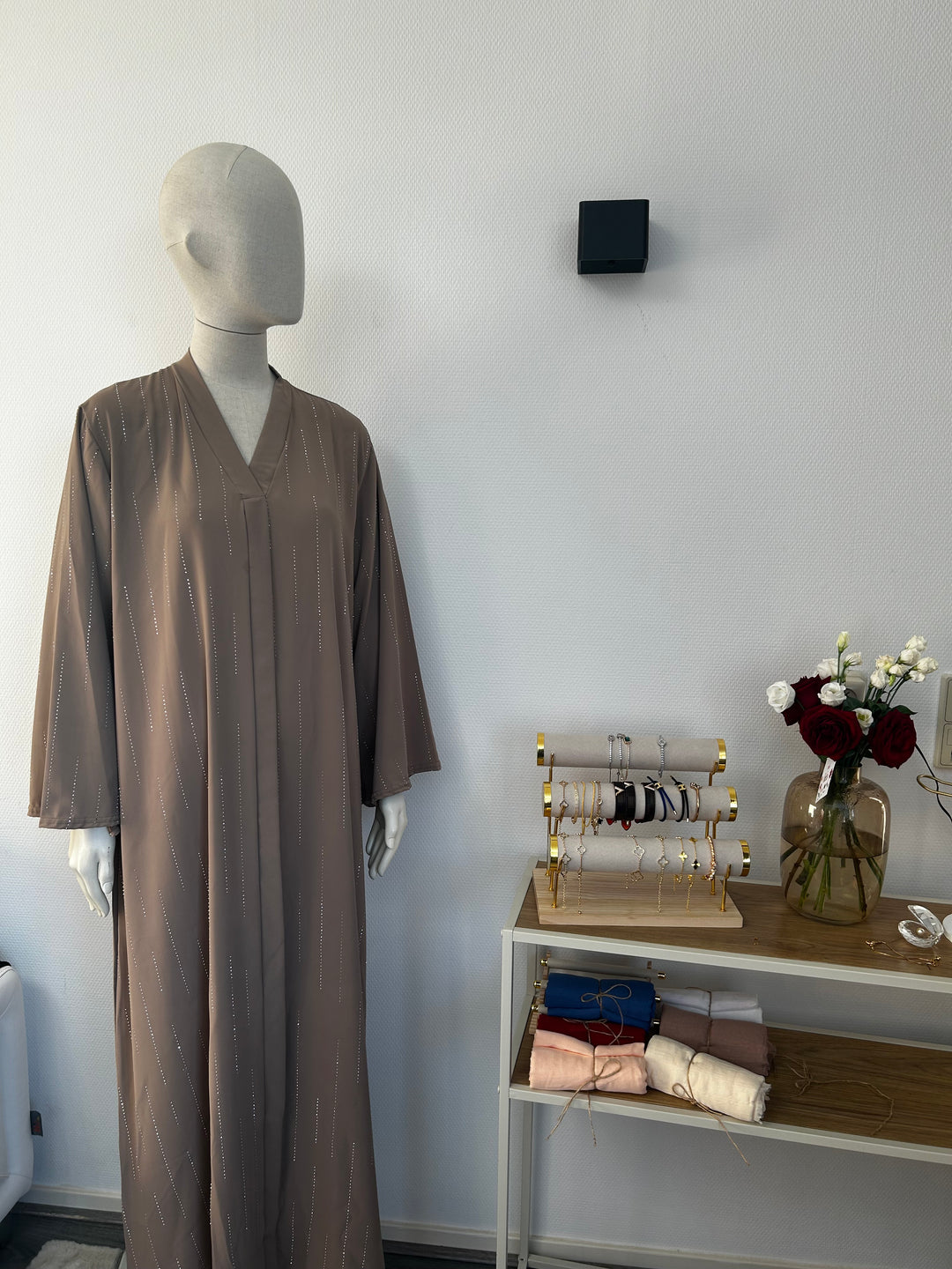 Sana Abaya