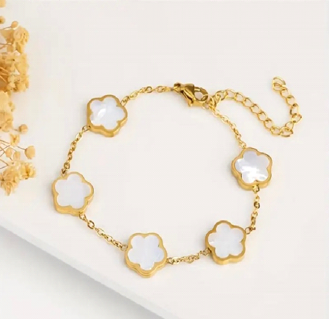 Layali Clover Bracelet