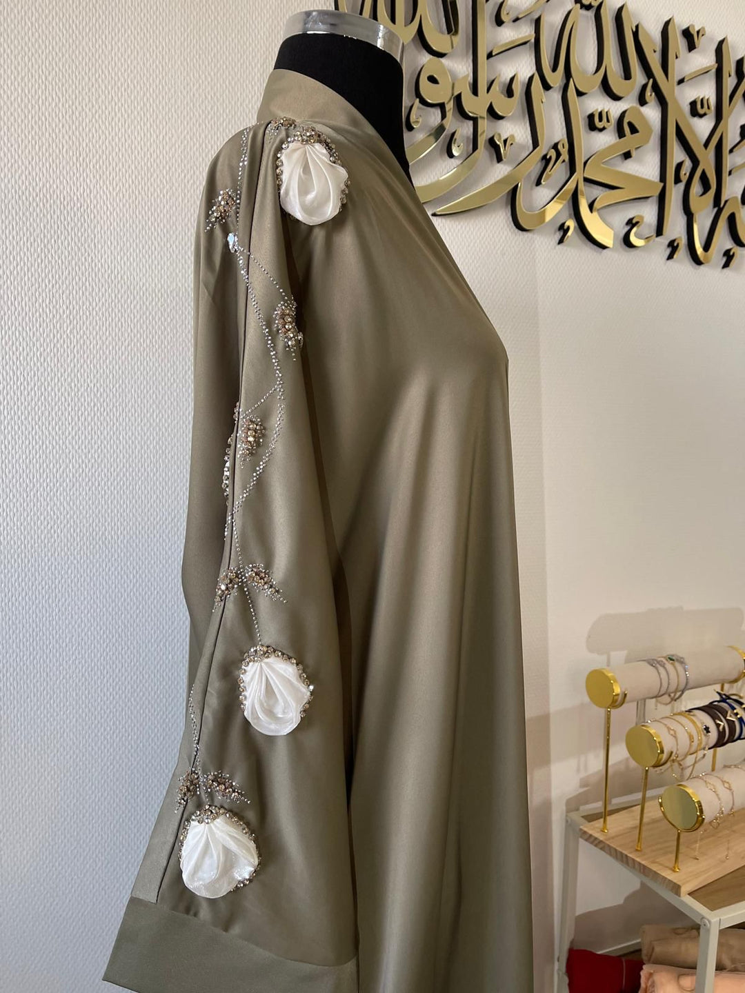 Nour Crystal Abaya